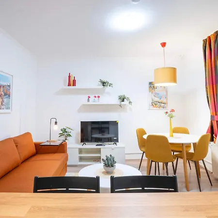 Amber Glow D47 Budapešť